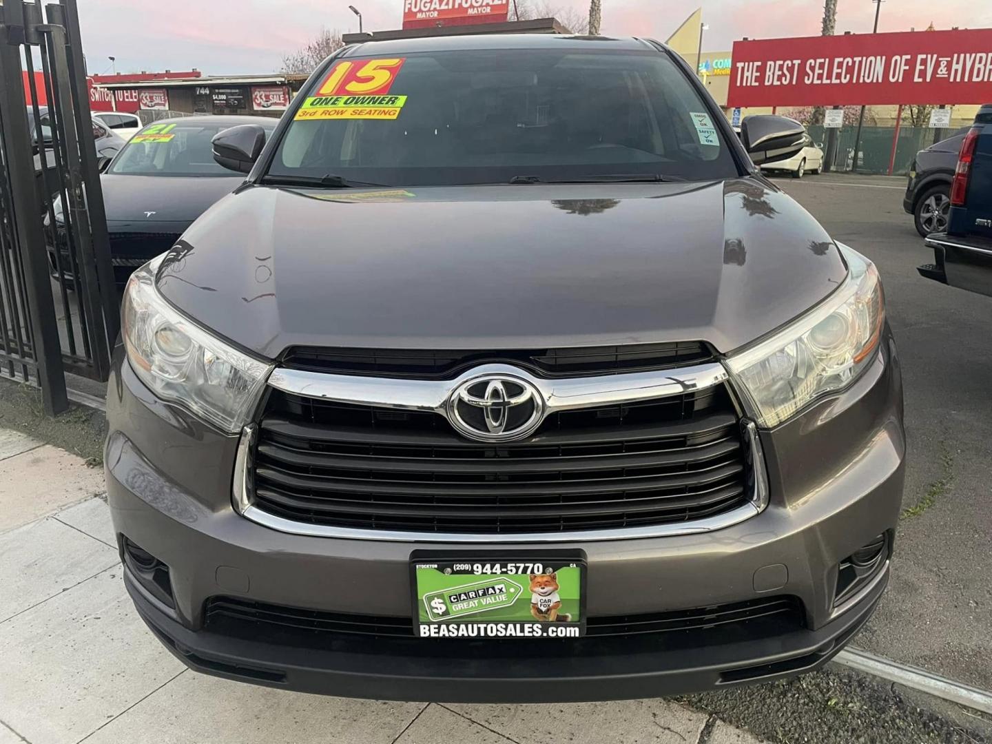 2015 Toyota Highlander LE FWD V6 (5TDZKRFH7FS) with an 3.5L V6 DOHC 24V engine, 6-Speed Automatic transmission, located at 744 E Miner Ave, Stockton, CA, 95202, (209) 944-5770, 37.956863, -121.282082 - Photo#1