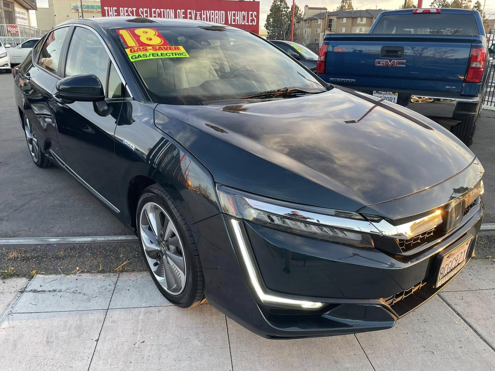 photo of 2018 Honda Clarity PLUG-IN HYBRID 