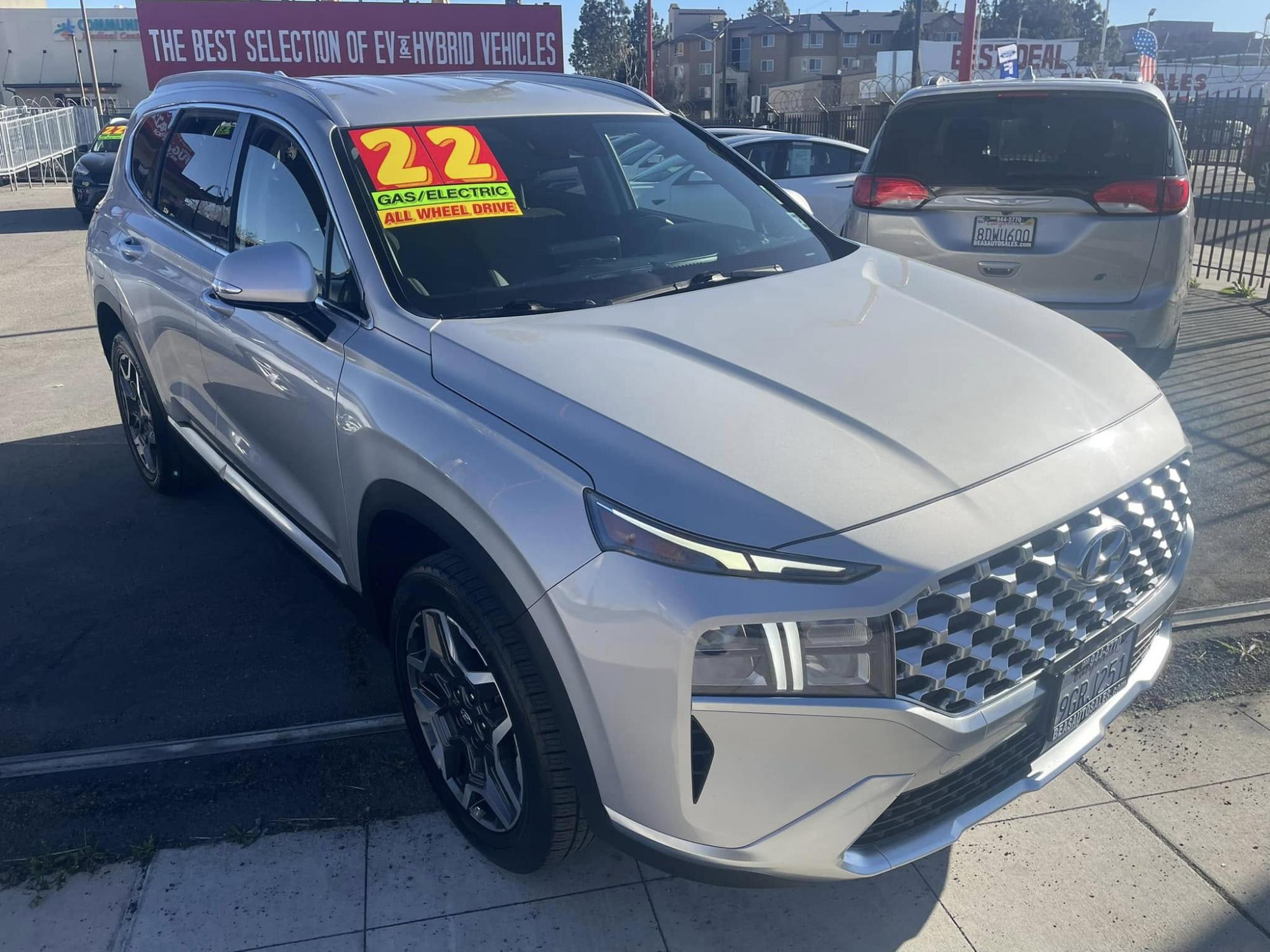 photo of 2022 Hyundai Santa Fe PLUG-IN HYBRID 